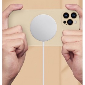 DrPhone YCA1 - Siliconen Hoesje – Magnetisch - TPU – Back Cover – 6,1 Inch - Geschikt voor iOS Smartphone 13 Pro - Khaki